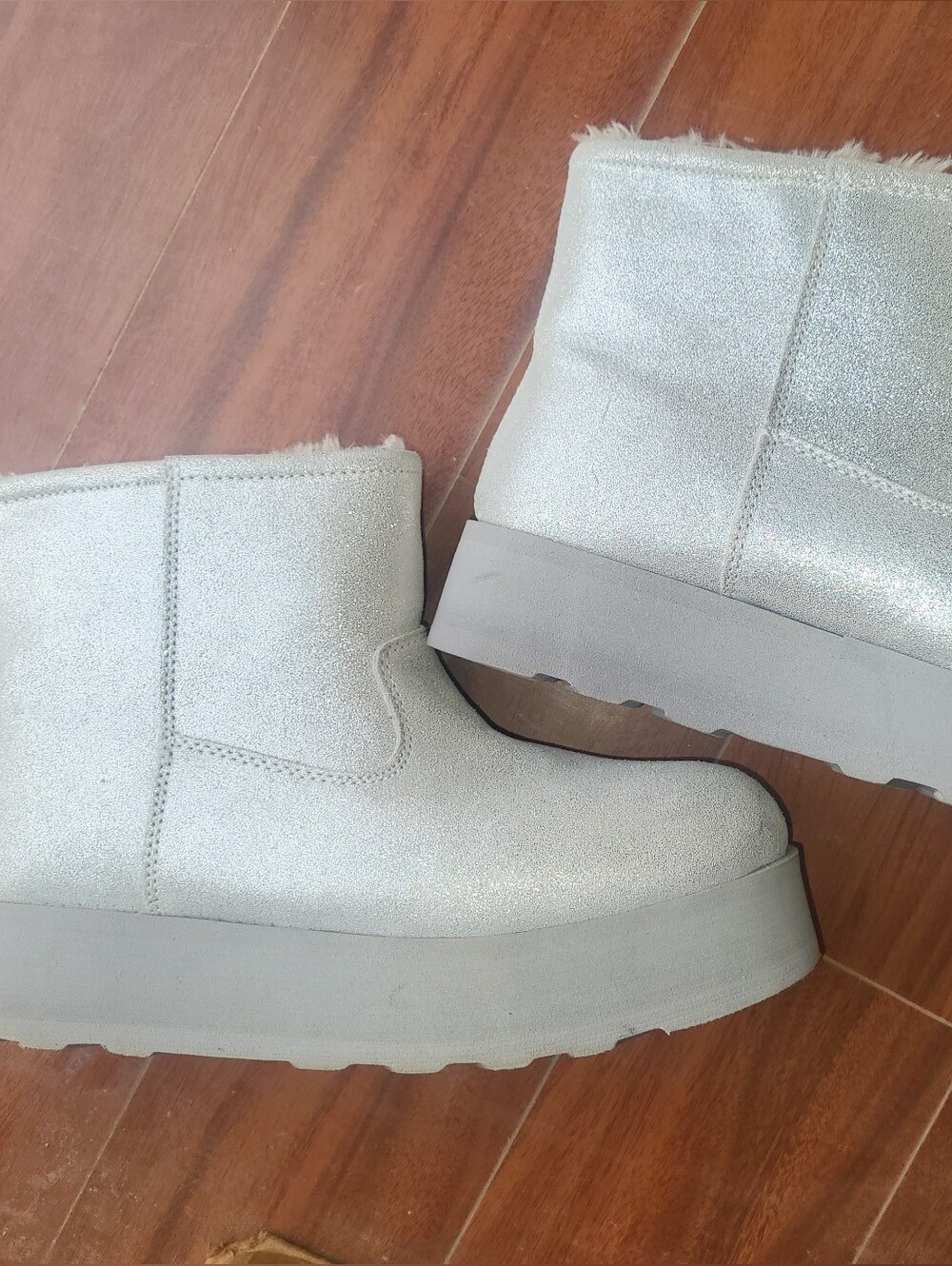 Time & Tru Silver Glitter Suede Platform Boots Winter Booties NWT Size 8